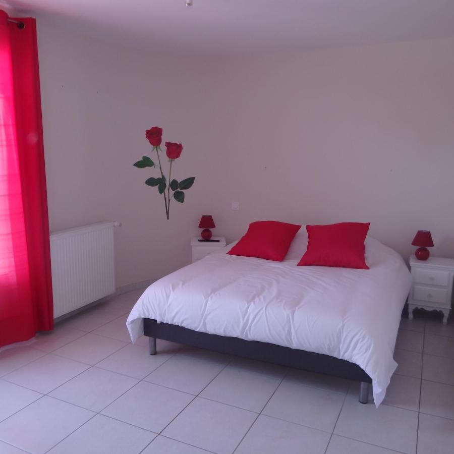 Bed and Breakfast L'Oustal Des Fontanilles Кастельнодари Экстерьер фото